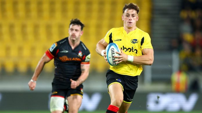 Barrett, McKenzie, Mo'unga ... ¿amor? ¿Los huracanes son la estrella de los All Blacks a largo plazo 10?
